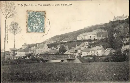Ak Troo Loir et Cher, Vue partielle et pont sur le Loir