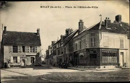 Ak Milly Essonne, Place de l´Hôtel de Ville