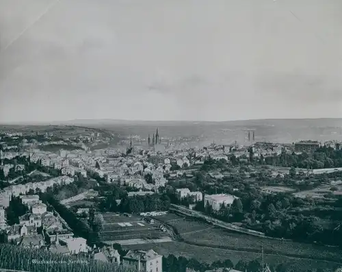 Foto Wiesbaden in Hessen, Panorama vom Neroberg aus