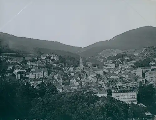 Foto Baden Baden am Schwarzwald, Panorama vom Schloss Solms gesehen, Fotograf Friedrich Spies