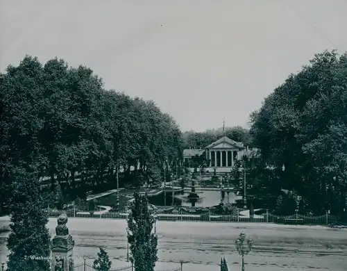 Foto Wiesbaden in Hessen, Kursaalplatz