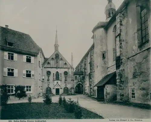 Foto Lichtental Baden Baden am Schwarzwald, Kloster Lichtenthal