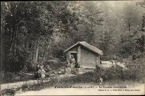 Ak Fontaine-Fourche Seine-et-Marne, Fontaine Saint Martin