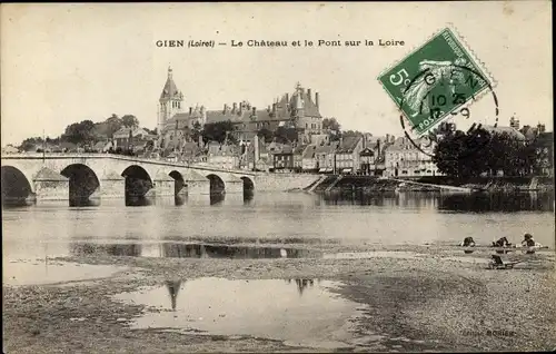 Ak Gien Loiret, Le Château et le Pont sur la Loire