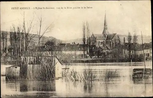 Ak Petit Andely Eure, La Seine et l´Église Saint Sauveur