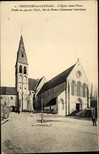Ak Ferrières en Gâtinais Loiret, l´Église