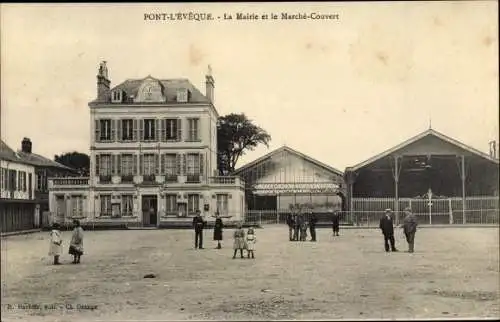 Ak Pont l'Évêque Calvados, Mairie et Marché Couvert