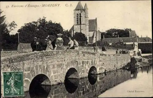 Ak Morigny Essonne, Environs d´Étampes, Pont et Église