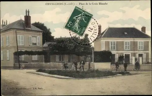 Ak Orvilliers Yvelines, Place de la Croix Blanche