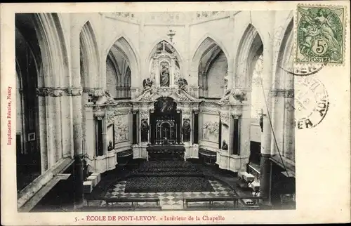 Ak Pont Levoy Loir-et-Cher, École, Intérieur de la Chapelle