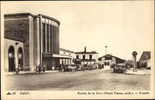 Ak Caen Calvados, Place devant la Gare