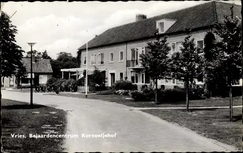 Ak Vries Tynaarlo Drenthe, Bejaardencentrum Kornoeljehof