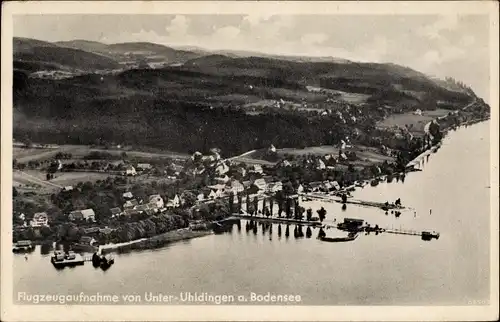 Ak Unteruhldingen Uhldingen Mühlhofen im Bodenseekreis, Fliegeraufnahme vom Ort