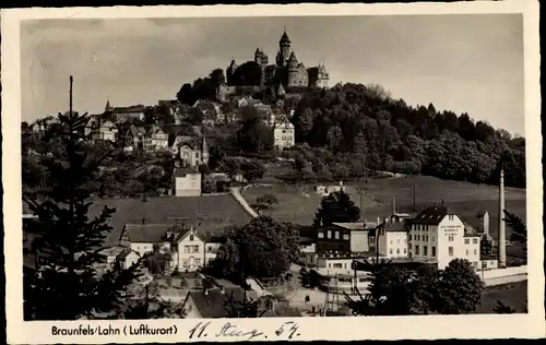 Ak Braunfels an der Lahn, Blick zum Schloss