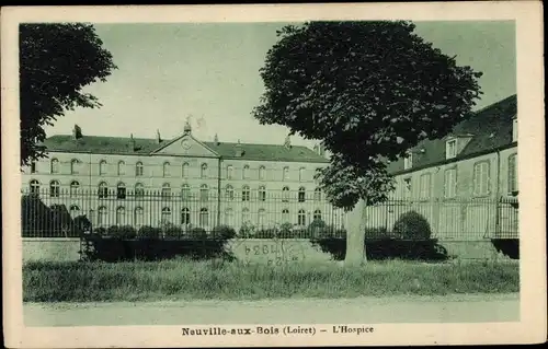 Ak Neuville aux Bois Loiret, L'Hospice