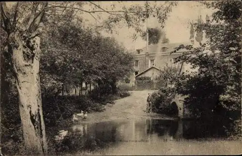 Ak Melun Seine et Marne, Fontainebleau, Ferme