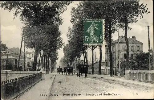 Ak Ivry Val de Marne, Pont d´Ivry, Boulevard Sadi-Carnot