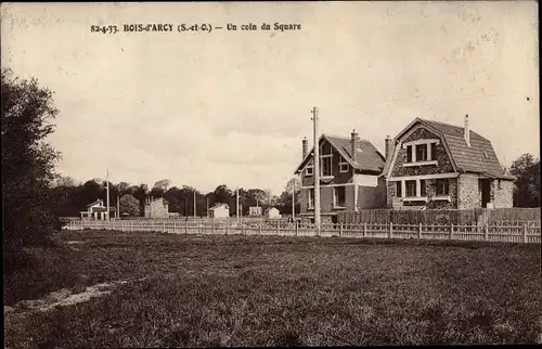 Ak Bois d'Arcy Yvelines, Un coin du Square