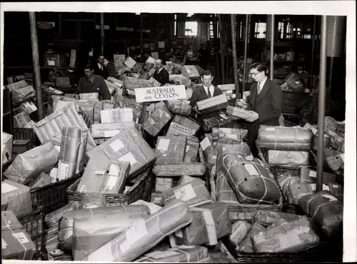 Photo London City England, General Post Office, Christmas Parcels to Australia, Ceylon