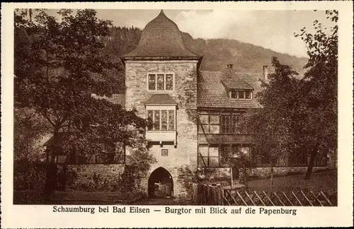 Ak Bad Eilsen Niedersachsen, Burgtor mit Blick auf die Papenburg