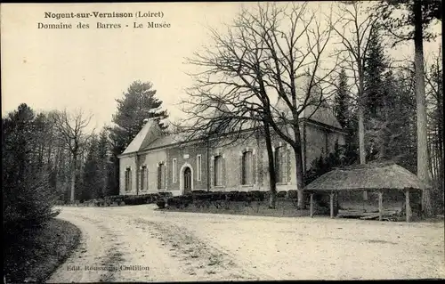 Ak Nogent sur Vernisson Loiret, Domaine des Barres, le Musee