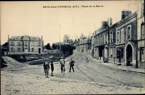 Ak Briis-sous-Forges Essonne, Place de la Mairie