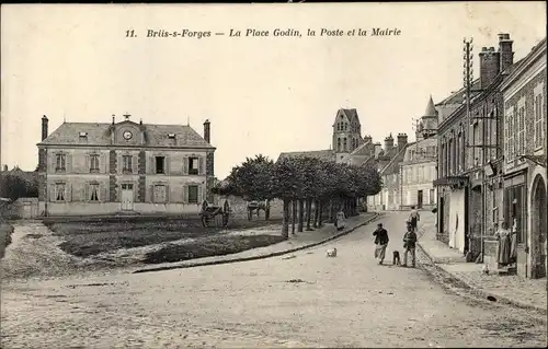 Ak Briis-sous-Forges Essonne, Place Godin, Poste et Mairie