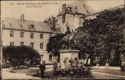 Ak Saint Cyr l'École Yvelines, Ecole Militaire, Cour Rivoli