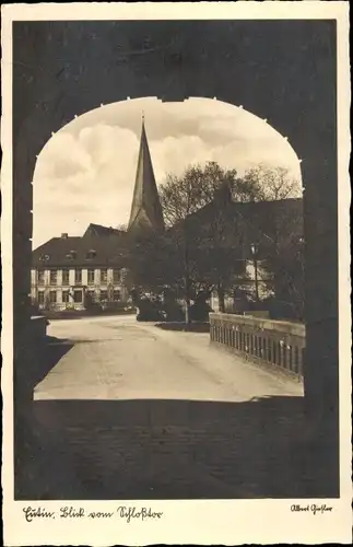 Ak Eutin in Ostholstein, Blick vom Schlosstor