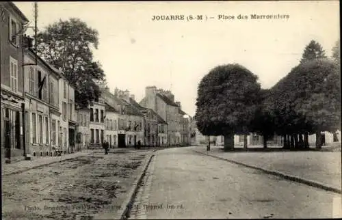 Ak Jouarre Seine et Marne, Place des Marronniers