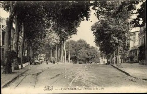 Ak Fontainebleau Seine et Marne, Avenue de la Gare