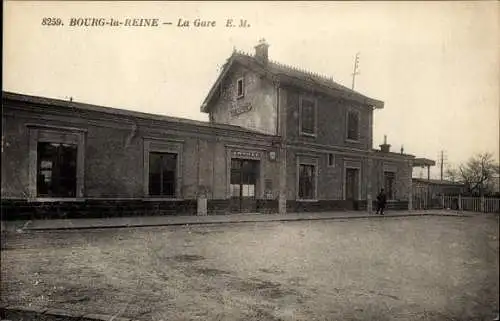 Ak Bourg la Reine Hauts de Seine, La Gare