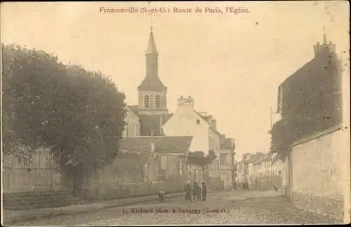 Ak Franconville Val d Oise, Route de Paris, Église