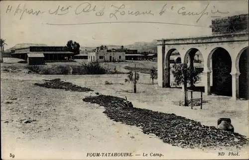 Ak Tataouine Tunesien, Le Camp