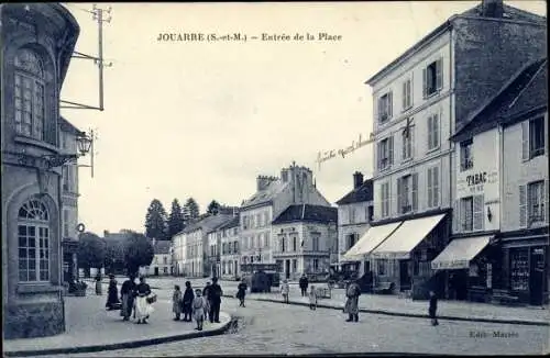 Ak Jouarre Seine et Marne, Entrée de la Place