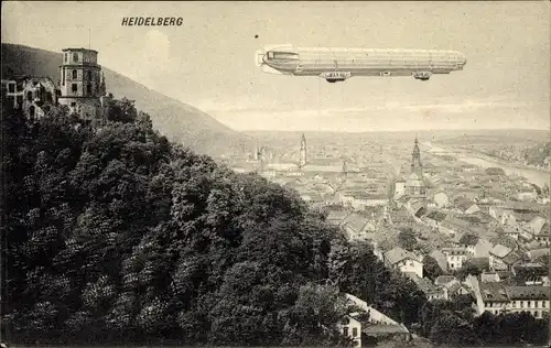 Ak Heidelberg am Neckar, Panorama vom Ort, Schloss und Zeppelin Luftschiff