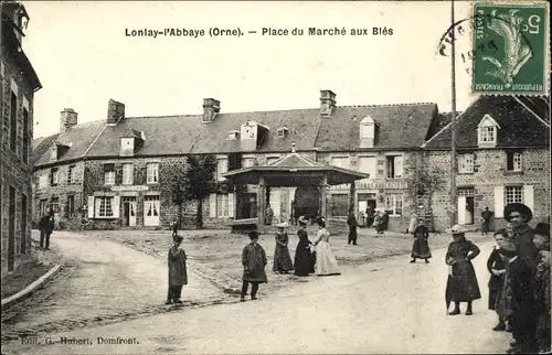 Ak Lonlay l'Abbaye Orne, Place du Marche aux Bles