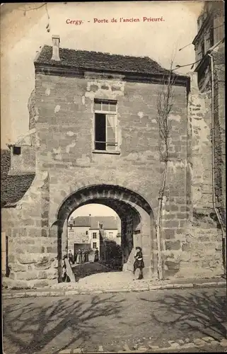Ak Cergy Val d´Oise, Porte de l´Ancien Prieuré