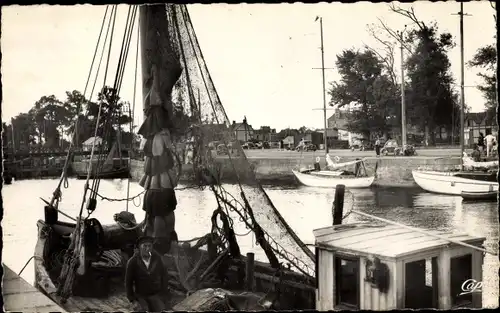 Ak Riva Bella Calvados, Le Port, Bâteau de Pêcheur