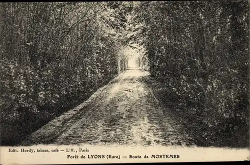 Ak Lyons la Forêt Eure, Route de Mortemer