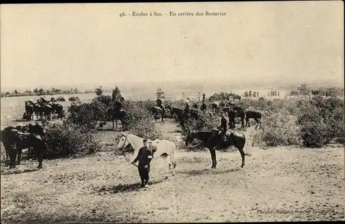 Ak Ecoles à feu, En arrièe des Batteries, Kavallerieeinheit