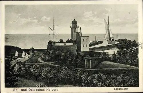 Ak Kołobrzeg Kolberg Pommern, Leuchtturm, Segelschiff