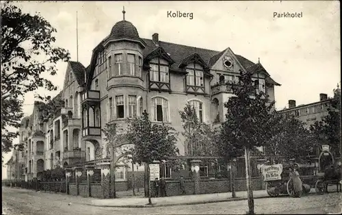 Ak Kołobrzeg Kolberg Pommern, Parkhotel
