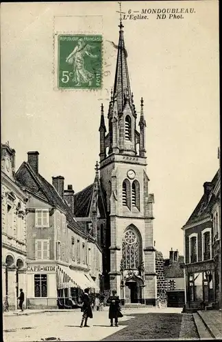 Ak Mondoubleau Loir et Cher, Église et Place, Café du Midi