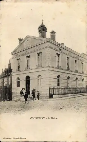 Ak Courtenay Loiret, La Mairie