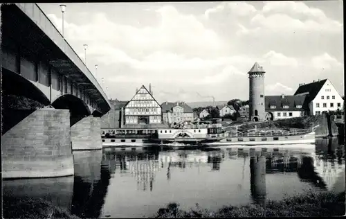 Ak Holzminden an der Weser, Weserbrücke mit Jugendherberge