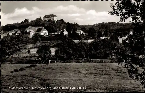 Ak Schwalenberg in Lippe, Blick zum Schloss, Gasthof Künstlerklause