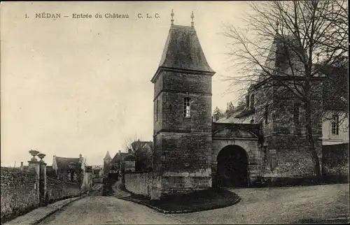 Ak Médan Yvelines, Entree du Chateau