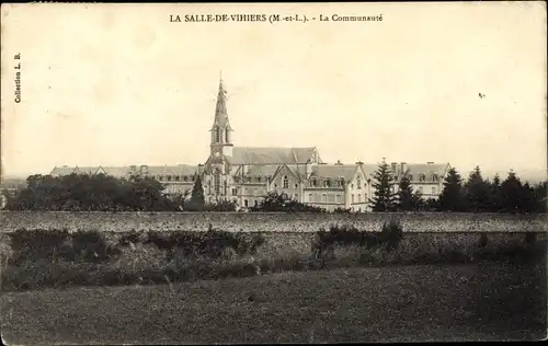 Ak La Salle de Vihiers Maine et Loire, La Communaute