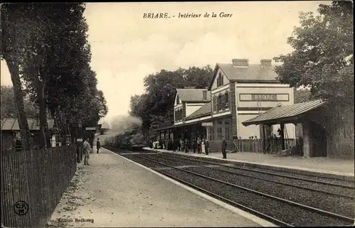 Ak Briare Loiret, Intérieur de la Gare